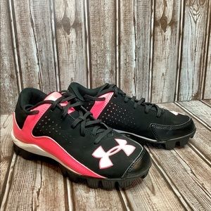 Hot Pink Girls under armor Soccer cleats